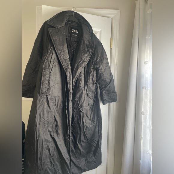 Zara Black Puffer Coat for Women - Picture 4 of 7